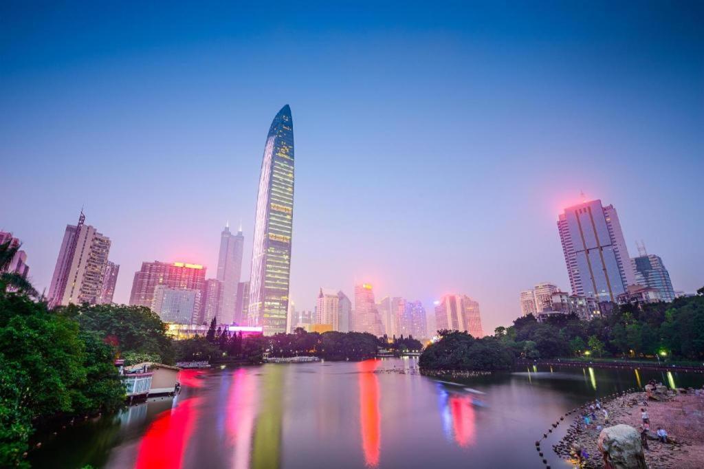 Greentree Inn Shenzhen Dongmen Business Hotel Bagian luar foto