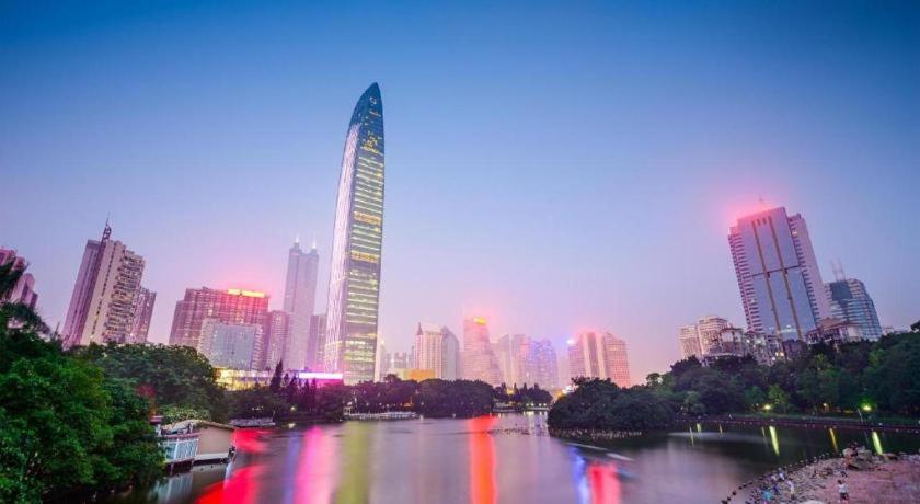 Greentree Inn Shenzhen Dongmen Business Hotel Bagian luar foto