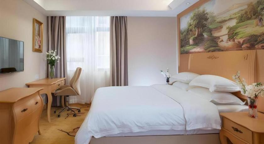 Greentree Inn Shenzhen Dongmen Business Hotel Bagian luar foto