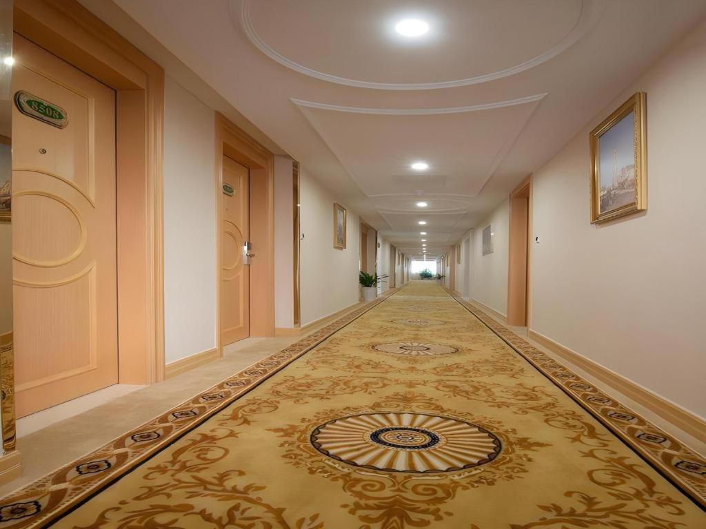 Greentree Inn Shenzhen Dongmen Business Hotel Bagian luar foto